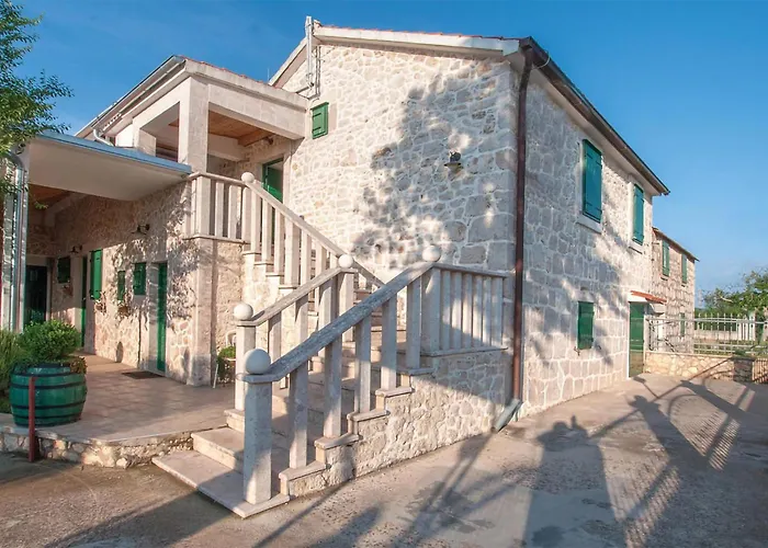 Casa de Férias 2 Bedroom In Nevest